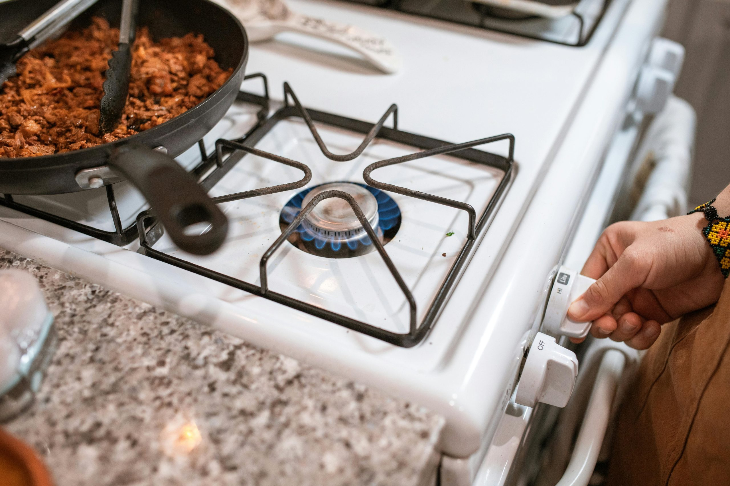 The Critical Importance of Pre-Heating Your Cooking Vessels